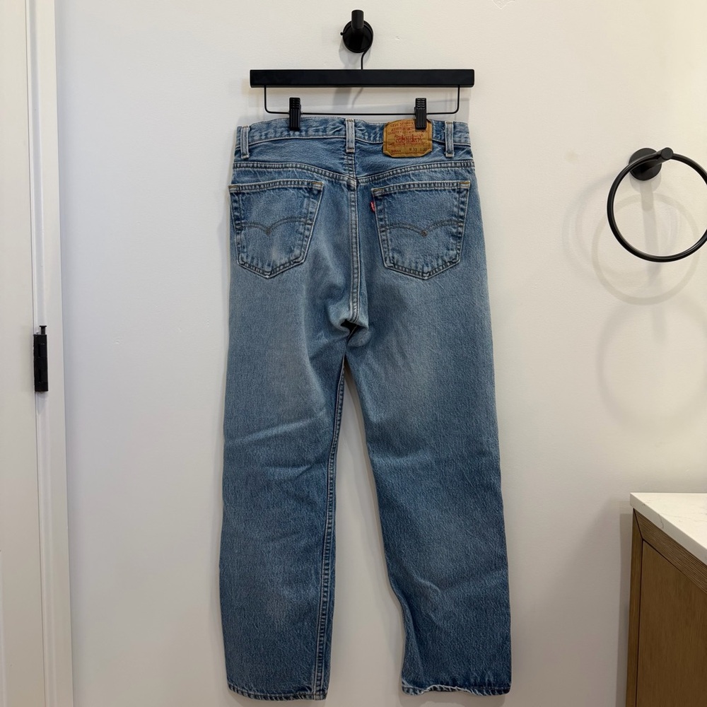 VINTAGE Levi's 501 Medium Blue Denim Jeans - Picture 3 of 8
